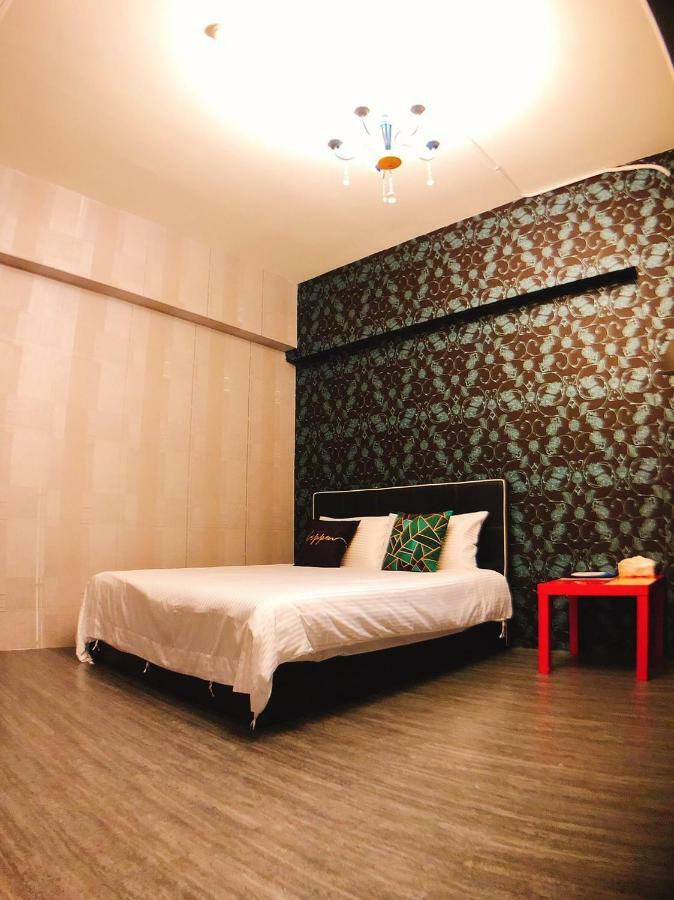 Traveler Station R15 Apartamento Kaohsiung Exterior foto