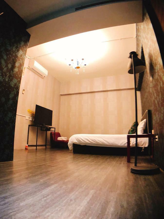 Traveler Station R15 Apartamento Kaohsiung Exterior foto