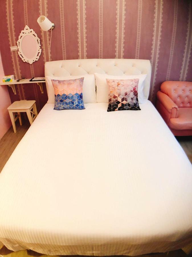 Traveler Station R15 Apartamento Kaohsiung Exterior foto